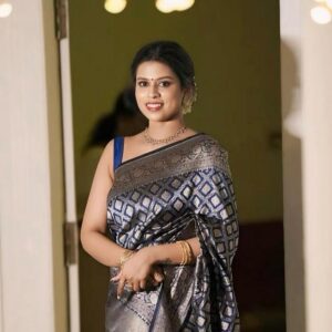 Best Bridal Makeup Artist in kerala with a blue saree girl